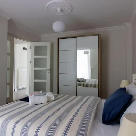 Apartman Spacious 4br 2ba W Priv Patio Close To Bosphorus *