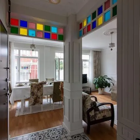 Spacious 4br 2ba W Priv Patio Close To Bosphorus * Provincia di Istanbul